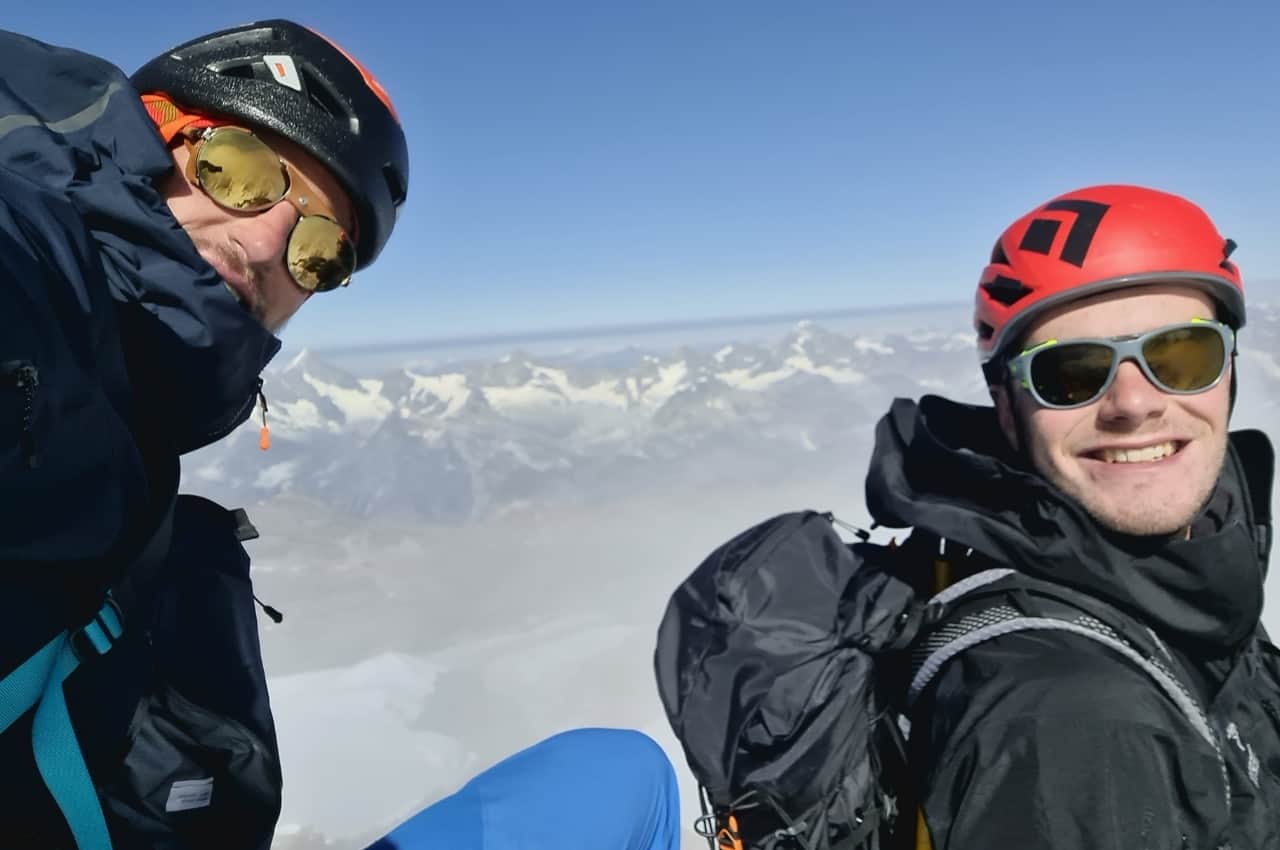 Tourenpartner beim Bergsteigen eine besondere Verbindung